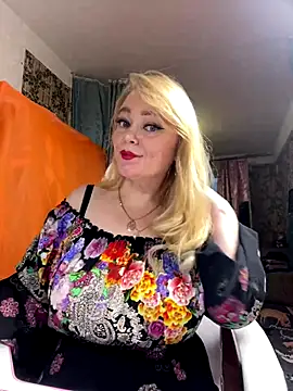 Sweet-blonde online show from November 2025 12:50:02 PM