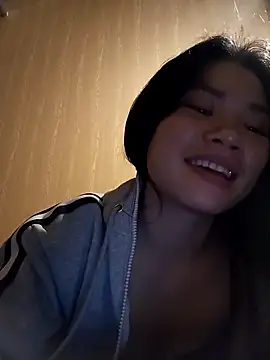 Snapshot of Suny_babyy chatting on November 2025 01:00:01 PM Suny babyy online show from November 2025 01:00:01 PM