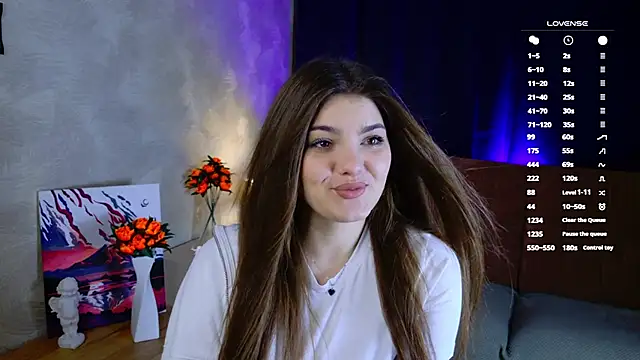 Snapshot of StephanieeMiller chatting on November 2025 01:00:02 PM StephanieeMiller online show from November 2025 01:00:02 PM