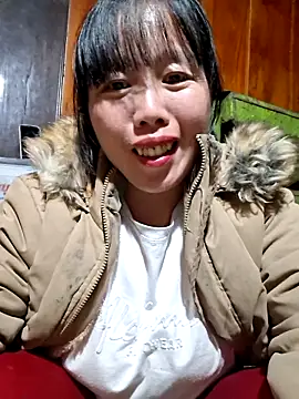 Snapshot of helenzz chatting on November 2025 01:02:01 PM helenzz online show from November 2025 01:02:01 PM