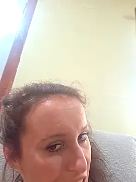 brunettebabexo3 online show from March 2026 08:36:01 PM