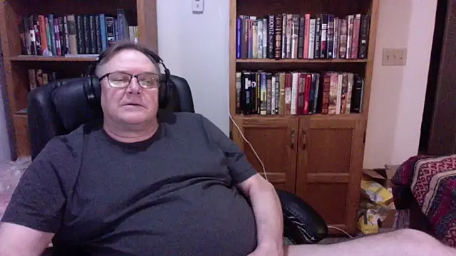 Vinyl22xh online show from May 2026 03:56:02 AM