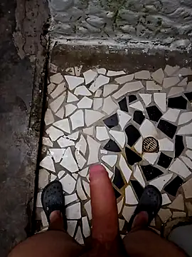 Snapshot of SALCEDO_041198 chatting on October 2025 12:24:02 PM SALCEDO 041198 online show from October 2025 12:24:02 PM