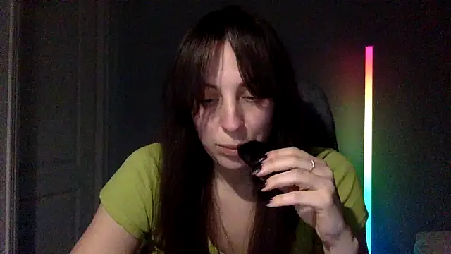 Myronell online show from November 2025 05:33:01 PM