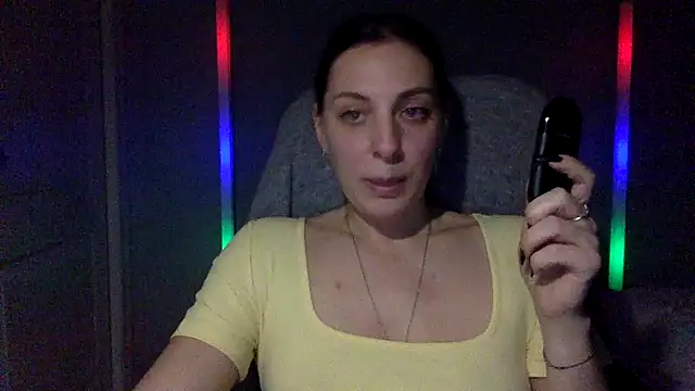 Myronell online show from November 2025 05:47:02 PM