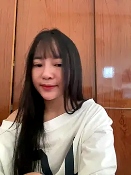 Snapshot of Be_xinh chatting on September 2025 02:47:02 AM Be xinh online show from September 2025 02:47:02 AM