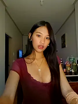 Bunny72772 online show from October 2025 03:32:01 PM