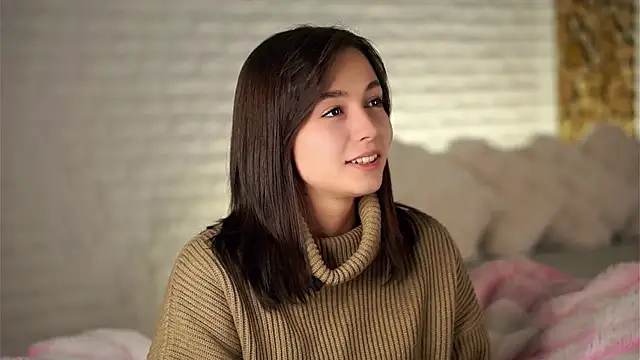 LettySlovacek online show from October 2025 03:48:02 AM