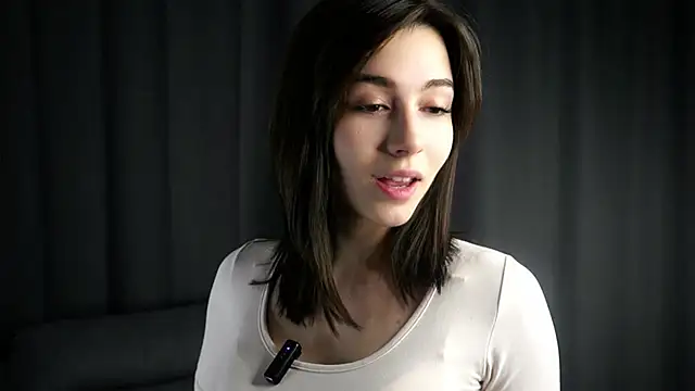 LettySlovacek online show from October 2025 01:37:02 AM