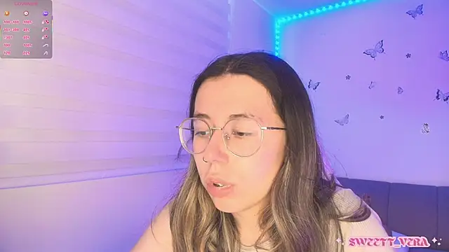 Snapshot of sweettvera chatting on June 2026 07:42:01 PM sweettvera online show from June 2026 07:42:01 PM