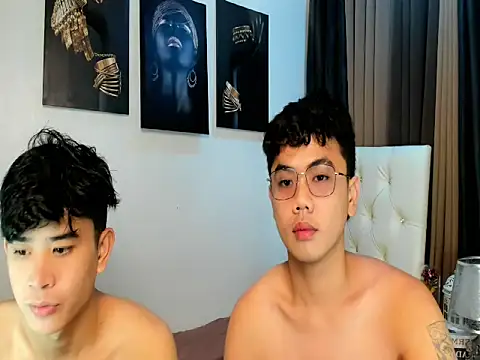 Snapshot of JuliuswildCock chatting on October 2025 05:34:01 PM JuliuswildCock online show from October 2025 05:34:01 PM