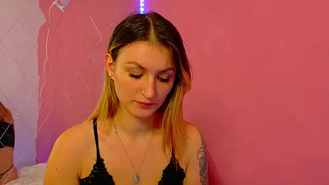 Anaayss  online show from October 2025 06:15:02 AM