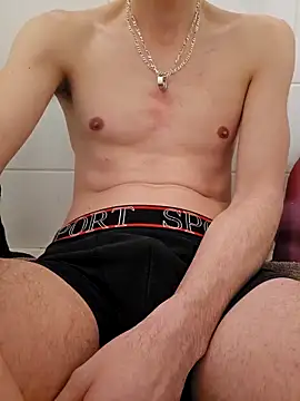 Snapshot of Chrisou73 chatting on February 2026 05:08:01 PM Chrisou73 online show from February 2026 05:08:01 PM