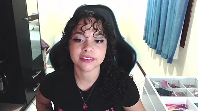 sweetamy326 online show from March 2026 10:15:02 PM