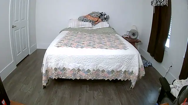 Buggy1965 online show from November 2025 02:05:01 PM