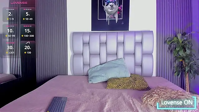 Ellis-Brown online show from October 2025 04:02:01 AM