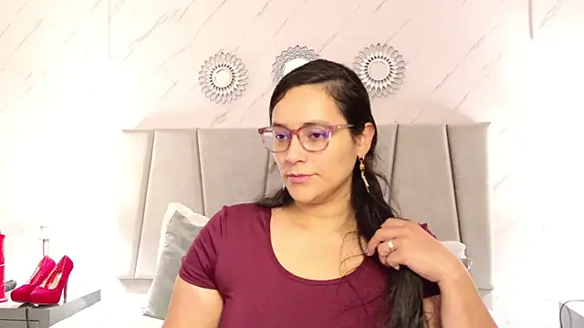 Snapshot of Michell_Monet chatting on April 2026 11:49:02 AM Michell Monet online show from April 2026 11:49:02 AM