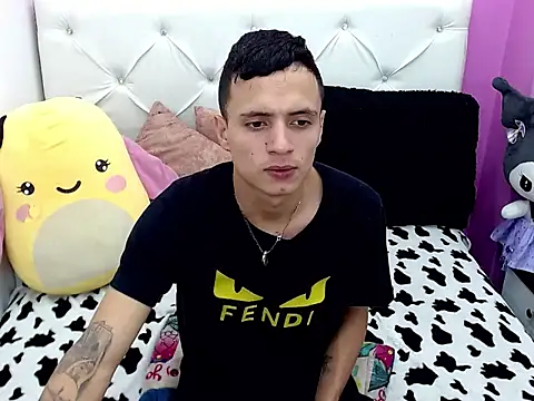 xx-kike-xx online show from September 2025 01:27:01 PM