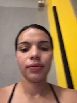 Anavalle online show from February 2026 07:21:02 PM