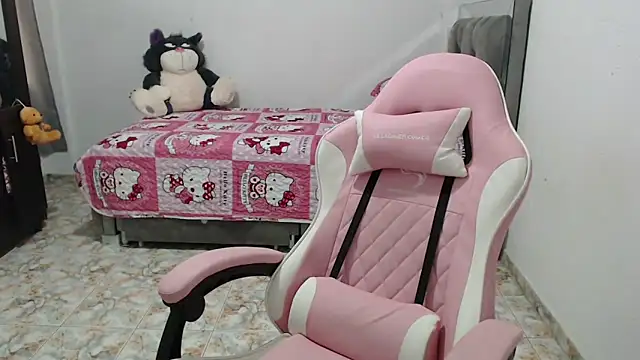 Anavalle online show from February 2026 09:03:02 PM