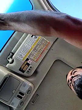 theking1 1 online show from October 2025 05:00:01 PM