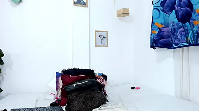 isabella ma2 online show from October 2025 04:18:02 AM