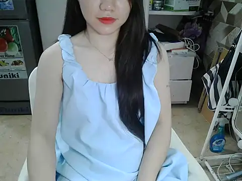 Ara4865 online show from October 2025 04:53:02 PM