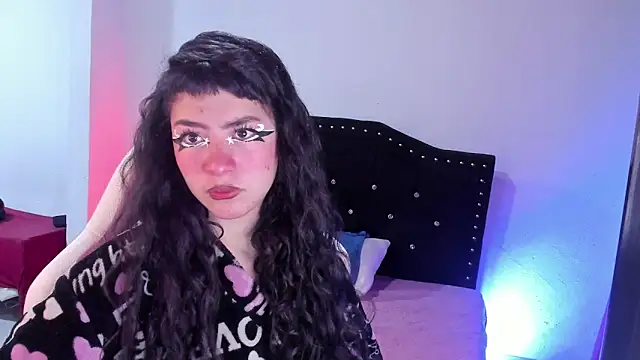 kitty  chs online show from December 2025 11:27:02 AM