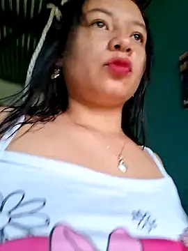 hot-mom22 online show from October 2025 10:43:02 AM