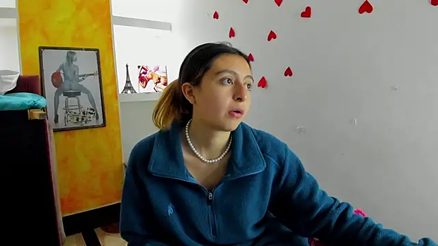 lala clark online show from March 2026 08:48:01 PM