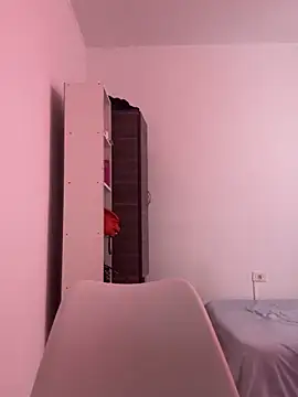 KarenG2025 online show from October 2025 02:18:02 PM