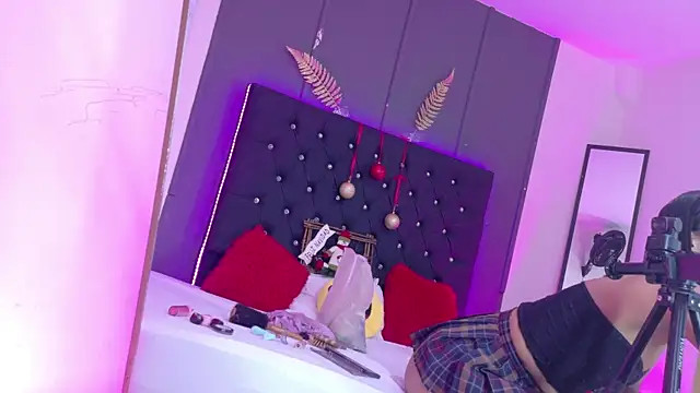 Kataaleya  12 online show from December 2025 12:03:02 PM