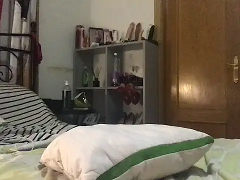 paula19800 online show from October 2025 12:14:02 PM