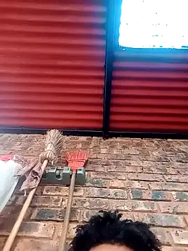 Goofygoody17 online show from October 2025 12:15:02 PM