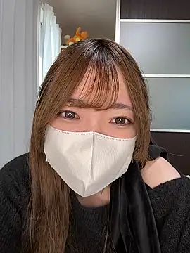 Snapshot of Moe_v_v chatting on February 2026 03:03:02 AM Moe v v online show from February 2026 03:03:02 AM