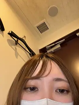 Snapshot of Moe_v_v chatting on February 2026 09:52:02 AM Moe v v online show from February 2026 09:52:02 AM