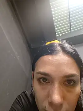 Coraline  dk2 online show from October 2025 12:11:01 PM