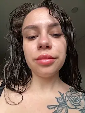 LindaLoverx online show from October 2025 03:01:02 AM