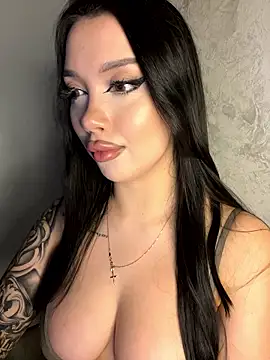 kiss Lissa online show from January 2026 02:19:01 PM