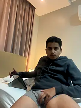 Snapshot of bemjmen chatting on September 2025 04:49:01 AM bemjmen online show from September 2025 04:49:01 AM