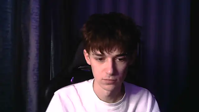 Hoot Dude  online show from December 2025 01:09:02 PM