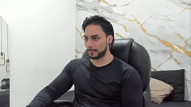 Miike Stone1 online show from January 2026 01:27:02 PM