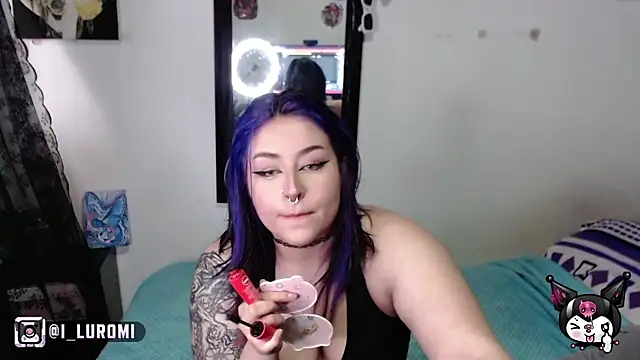 Iluromi online show from December 2025 03:10:01 PM