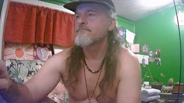 HippieDad333 online show from June 2026 05:07:01 AM
