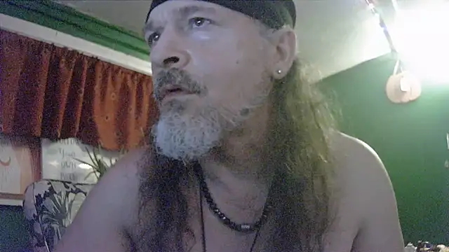 HippieDad333 online show from July 2026 06:19:02 AM