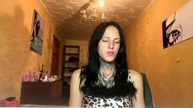 Snapshot of NamBraun chatting on October 2025 05:13:01 PM NamBraun online show from October 2025 05:13:01 PM