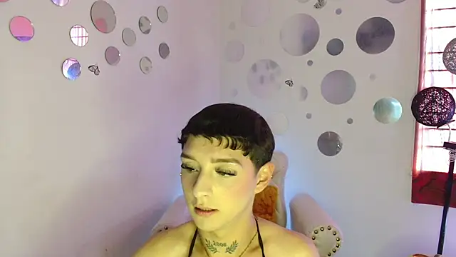 David Fox01 online show from November 2025 07:01:02 PM