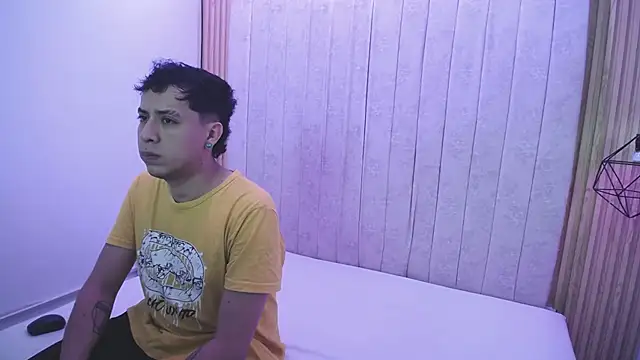 jakeyariana online show from November 2025 08:24:02 PM