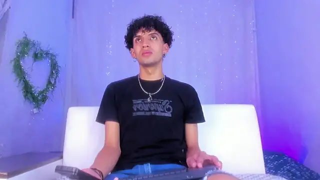 Snapshot of josesweet_ chatting on October 2025 07:32:02 PM josesweet  online show from October 2025 07:32:02 PM