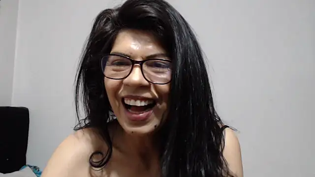 Snapshot of abrilsex23 chatting on October 2025 03:18:01 PM abrilsex23 online show from October 2025 03:18:01 PM